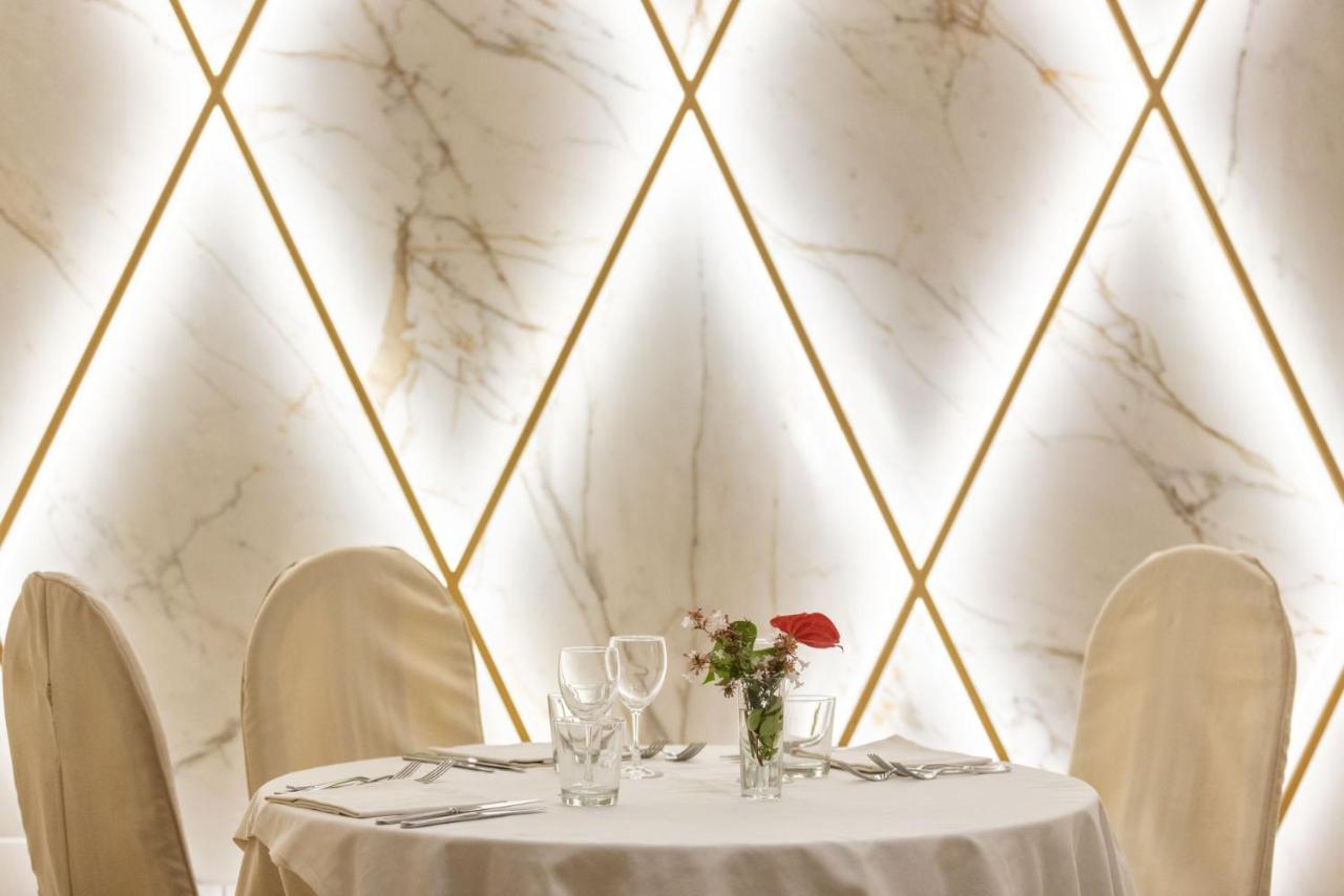 Hotel Feldberg Riccione Eksteriør bilde