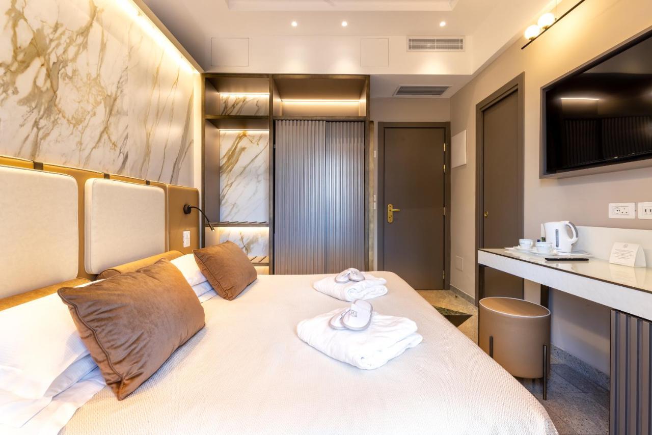 Hotel Feldberg Riccione Eksteriør bilde