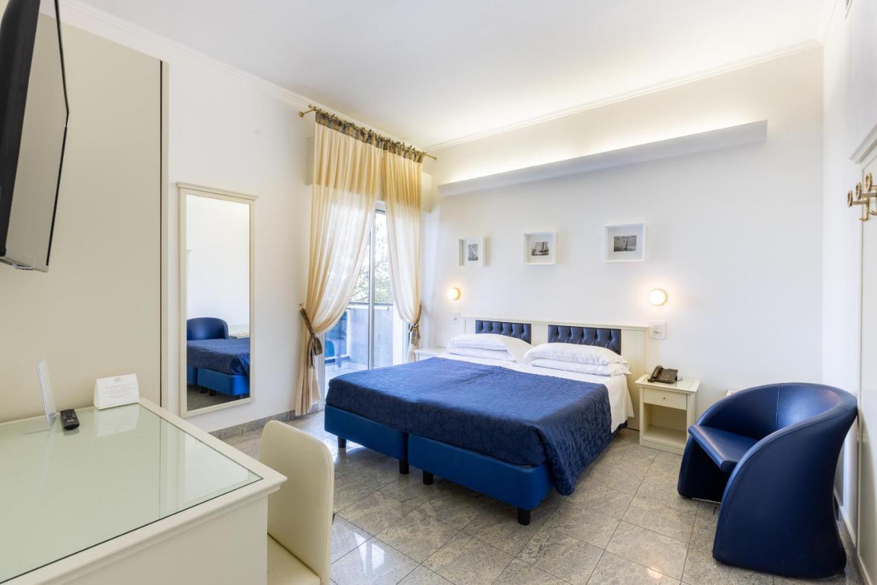 Hotel Feldberg Riccione Eksteriør bilde