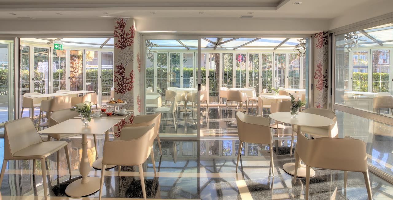 Hotel Feldberg Riccione Eksteriør bilde