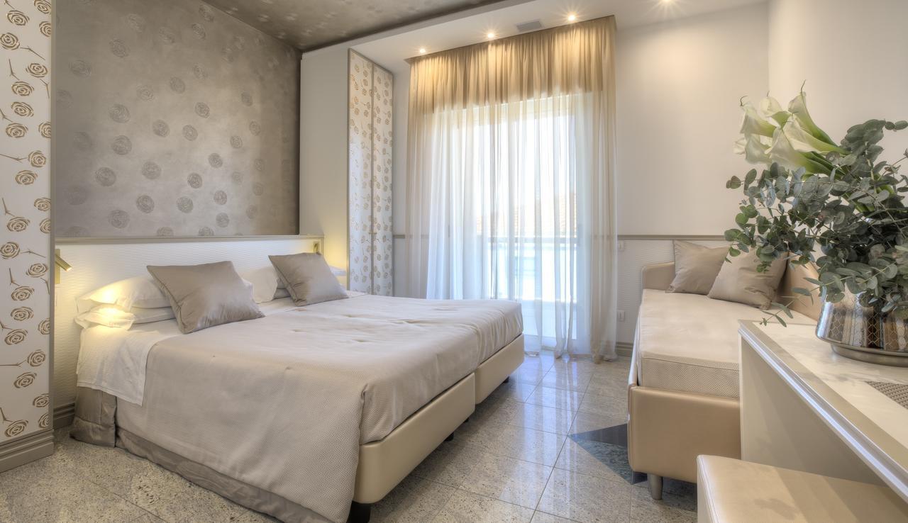 Hotel Feldberg Riccione Eksteriør bilde