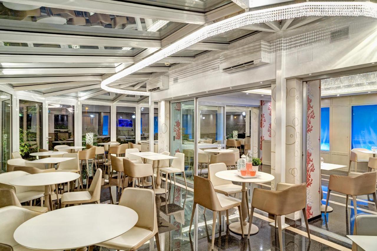 Hotel Feldberg Riccione Eksteriør bilde