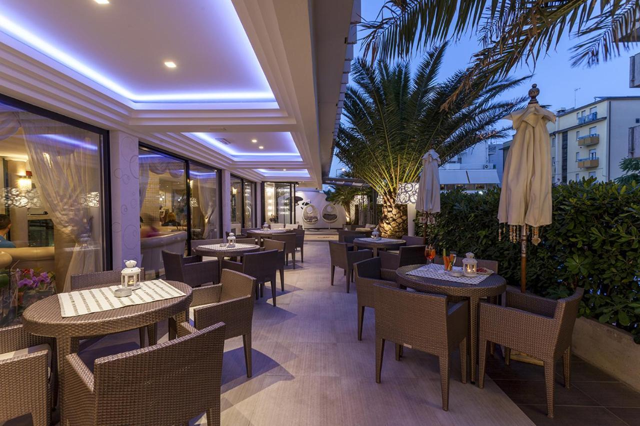 Hotel Feldberg Riccione Eksteriør bilde